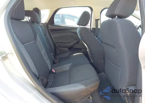 2013 Ford Focus Se z USA, uszkodzony, nr VIN 1FADP3K24DL161930